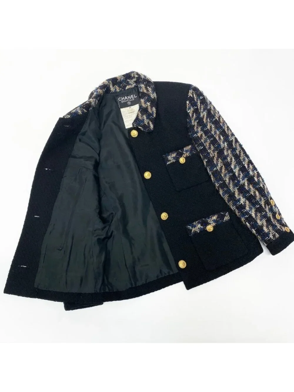 CHANEL brand color